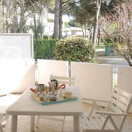 House In Village With Swimming Pool Bibione