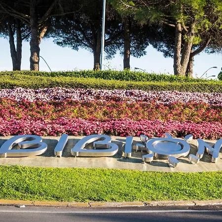 Appartamento Spacious Flat With Terrace, Pool And Play Area *